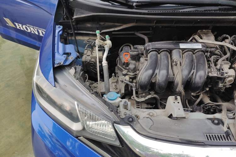 Used Honda Fit 2018 1.5L CVT Trendy Sports Edition Engine Bay Right