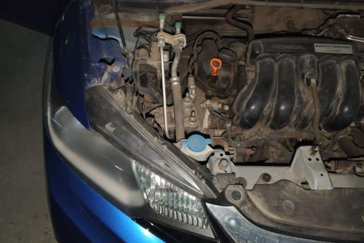 Used Honda Fit 2018 1.5L CVT Comfort Version Engine Bay Right