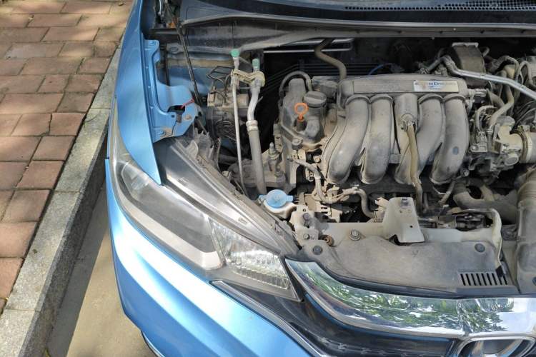 Used Honda Fit 2018 1.5L CVT Trendy Run+ Edition Engine Bay Right