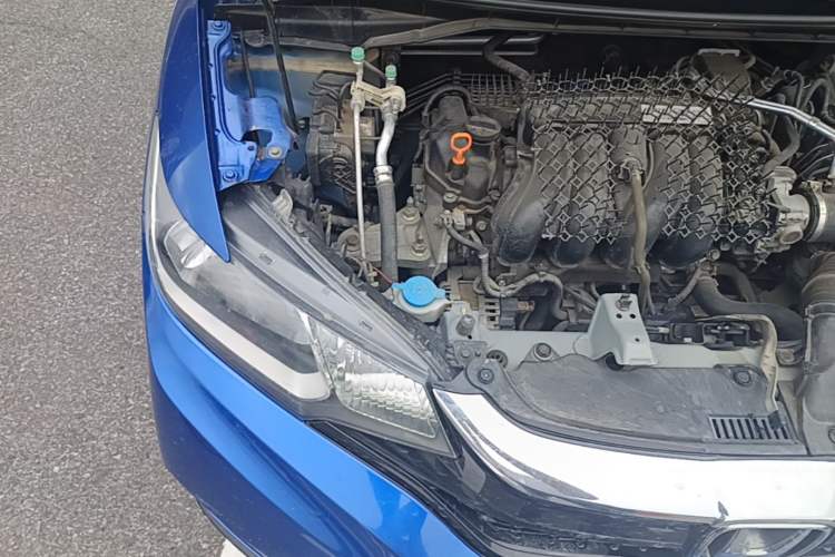Used Honda Fit 2018 1.5L CVT Comfort Sunroof Version Engine Bay Right