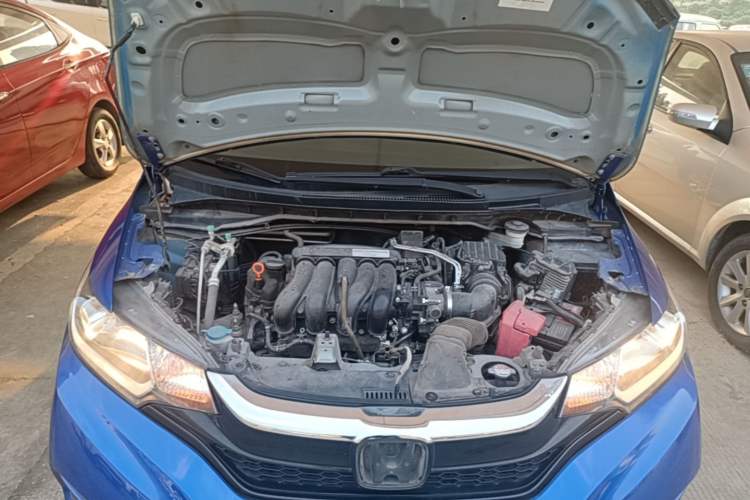 Used Honda Fit 2018 1.5L CVT Comfort Sunroof Version Engine Bay