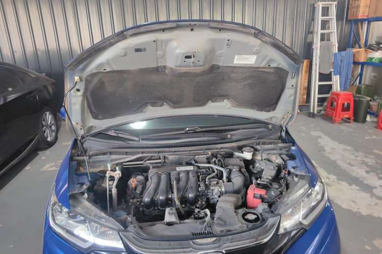 Used Honda Fit 2018 1.5L CVT Comfort Version Engine Bay