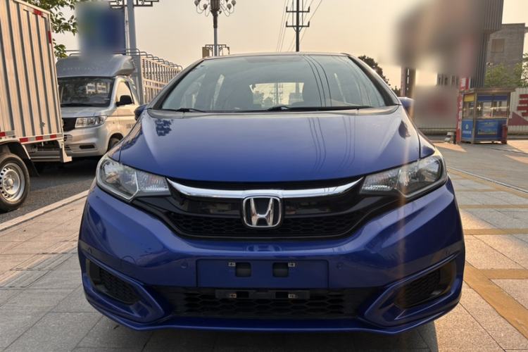Used Honda Fit 2018 1.5L CVT Comfort Sunroof Version Exterior 1