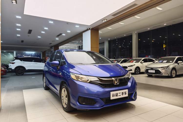 Used Honda Fit 2018 1.5L CVT Comfort Version Exterior 11