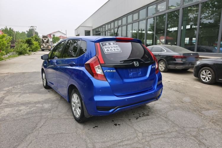 Used Honda Fit 2018 1.5L CVT Comfort Sunroof Version Exterior 2