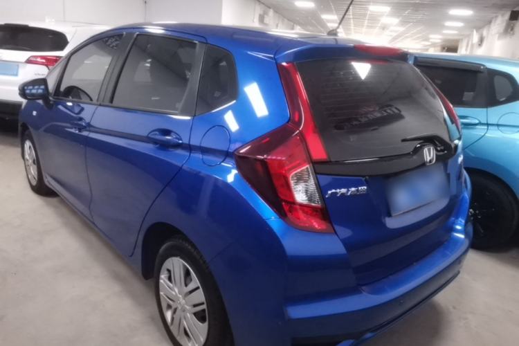 Used Honda Fit 2018 1.5L CVT Comfort Version Exterior 2