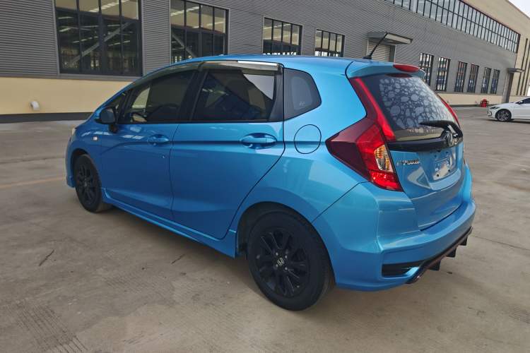 Used Honda Fit 2018 1.5L CVT Trendy Sports Edition Exterior 2