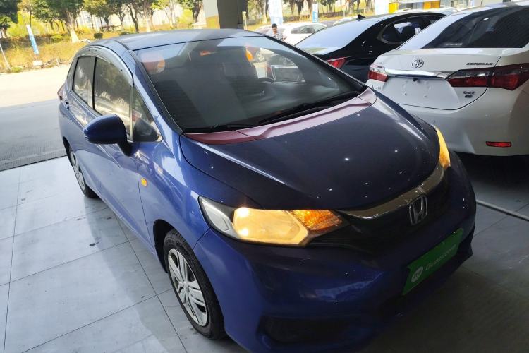 Used Honda Fit 2018 1.5L Manual Comfort Version Exterior 2