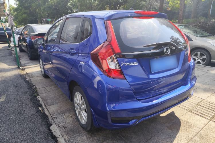 Used Honda Fit 2018 1.5L CVT Comfort Sunroof Version Exterior 2