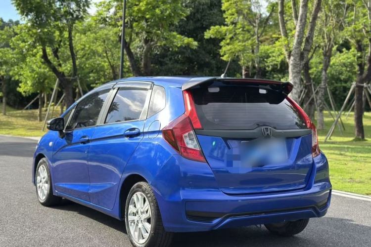 Used Honda Fit 2018 1.5L CVT Comfort Sunroof Version Exterior 2