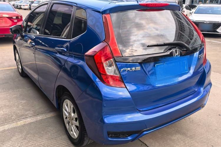 Used Honda Fit 2018 1.5L CVT Comfort Version Exterior 3