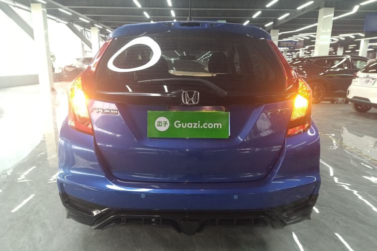 Used Honda Fit 2018 1.5L CVT Comfort Version Exterior 4