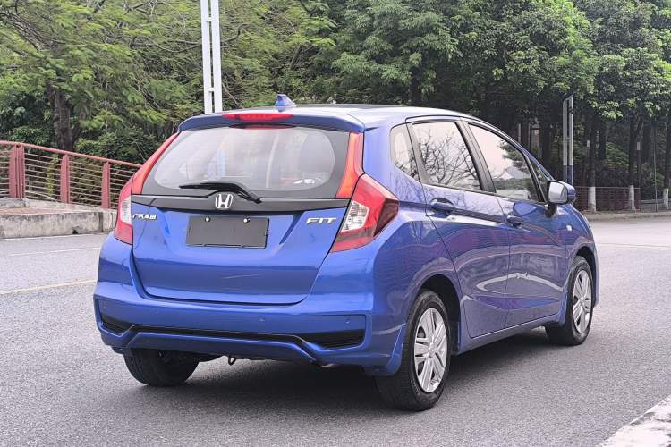 Used Honda Fit 2018 1.5L CVT Comfort Version Exterior 4
