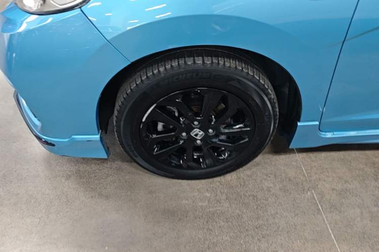 Used Honda Fit 2018 1.5L CVT Trendy Sports Edition Exterior 4