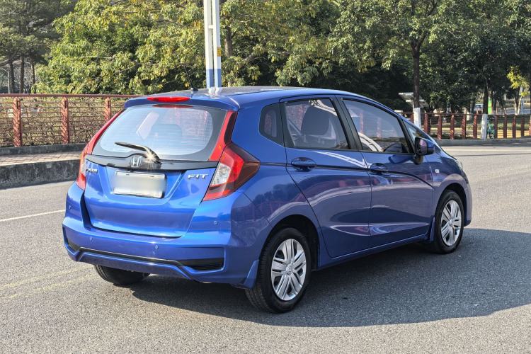 Used Honda Fit 2018 1.5L CVT Comfort Version Exterior 4