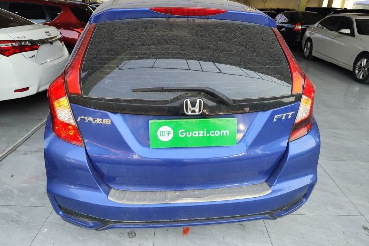 Used Honda Fit 2018 1.5L Manual Comfort Version Exterior 4