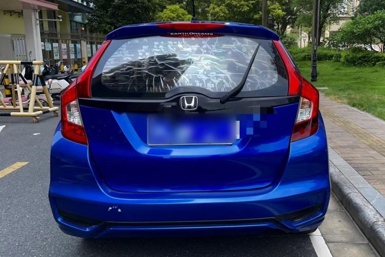 Used Honda Fit 2018 1.5L Manual Comfort Version Exterior 4