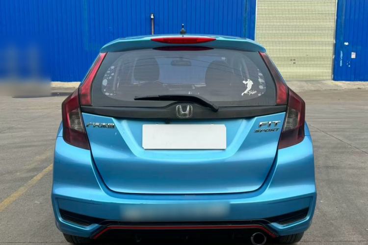 Used Honda Fit 2018 1.5L CVT Trendy Run+ Edition Exterior 4