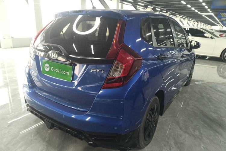 Used Honda Fit 2018 1.5L CVT Comfort Version Exterior 5
