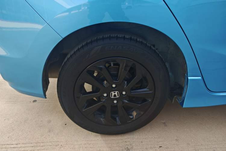 Used Honda Fit 2018 1.5L CVT Trendy Sports Edition Exterior 5
