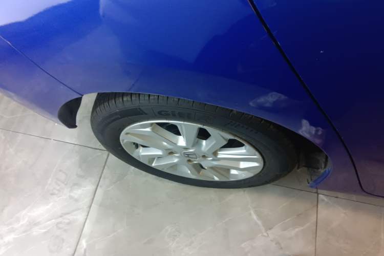 Used Honda Fit 2018 1.5L CVT Comfort Sunroof Version Exterior 5