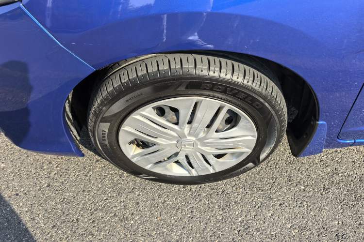 Used Honda Fit 2018 1.5L CVT Comfort Version Exterior 6