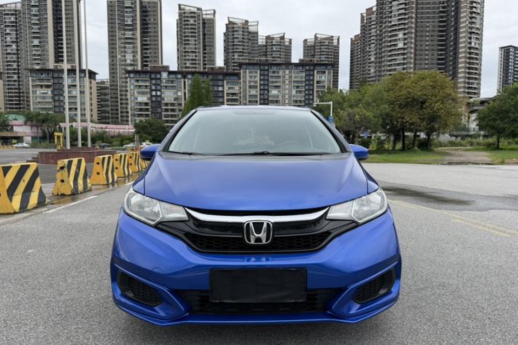 Used Honda Fit 2018 1.5L CVT Comfort Version Exterior 6