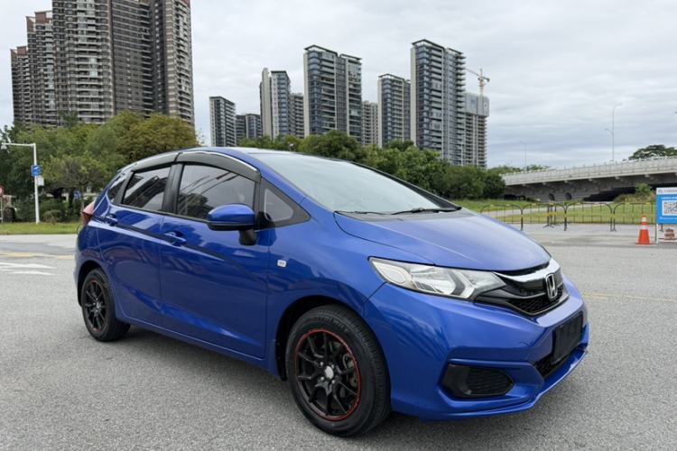Used Honda Fit 2018 1.5L CVT Comfort Version Exterior 7
