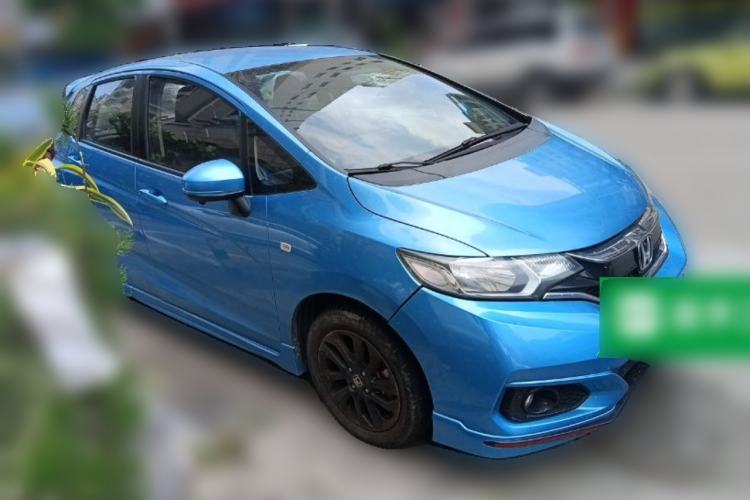 Used Honda Fit 2018 1.5L CVT Trendy Sports Edition Front Right 45 Deg
