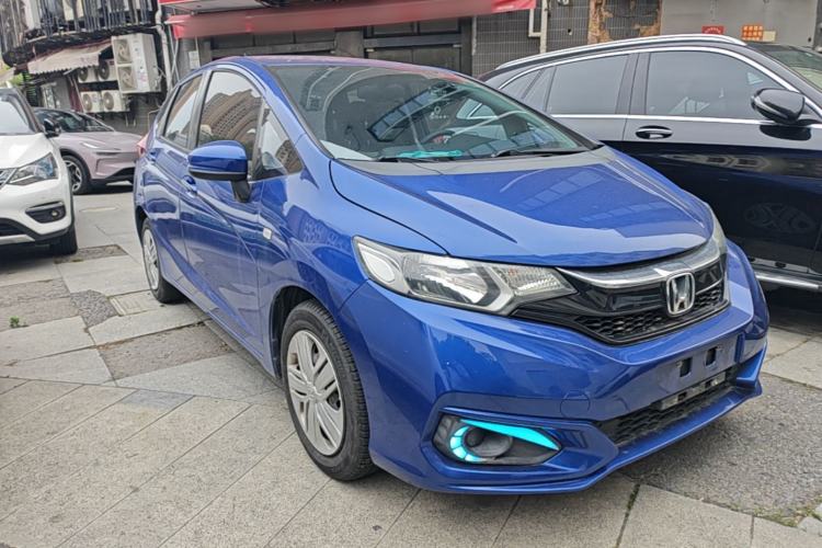 Used Honda Fit 2018 1.5L CVT Comfort Version Front Right 45 Deg