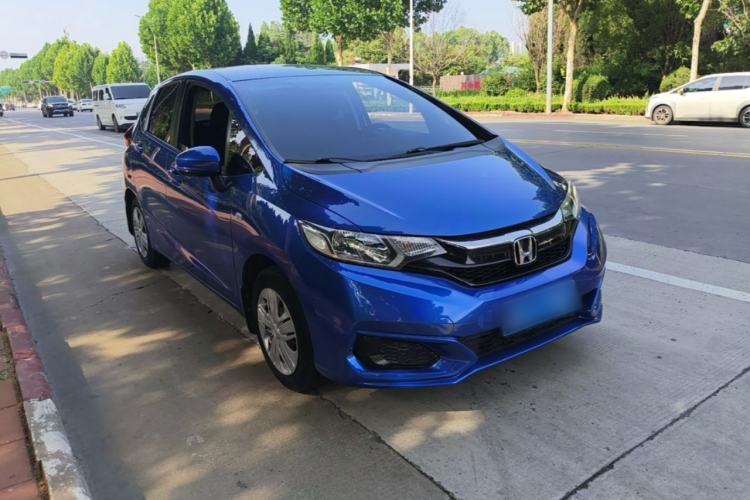 Used Honda Fit 2018 1.5L CVT Comfort Version Front Right 45 Deg