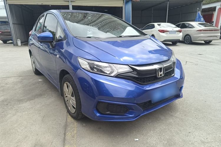 Used Honda Fit 2018 1.5L CVT Comfort Version Front Right 45 Deg