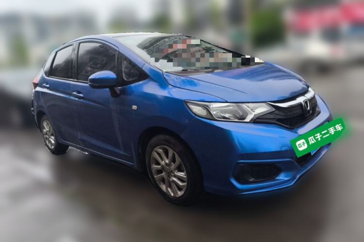 Used Honda Fit 2018 1.5L CVT Comfort Sunroof Version Front Right 45 Deg