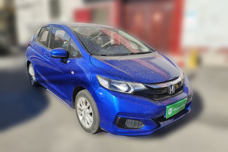 Used Honda Fit 2018 1.5L CVT Comfort Sunroof Version Front Right 45 Deg