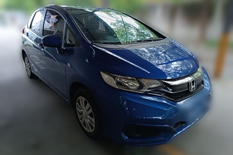 Used Honda Fit 2018 1.5L CVT Comfort Version Front Right 45 Deg