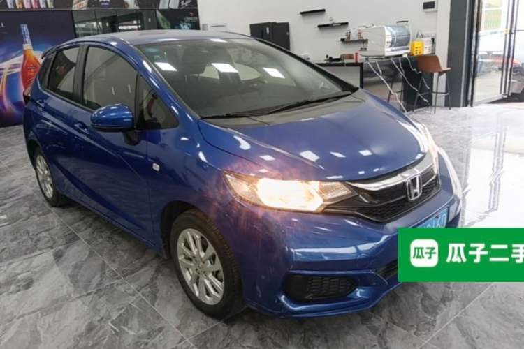 Used Honda Fit 2018 1.5L CVT Comfort Version Front Right 45 Deg