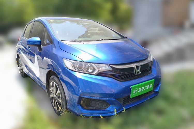 Used Honda Fit 2018 1.5L CVT Comfort Version Front Right 45 Deg
