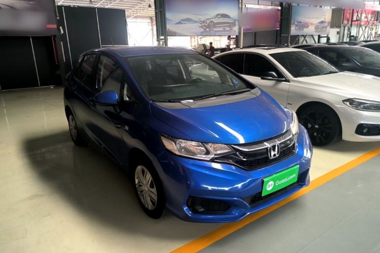 Used Honda Fit 2018 1.5L CVT Comfort Version Front Right 45 Deg