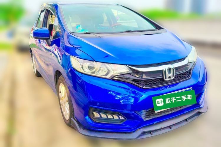 Used Honda Fit 2018 1.5L CVT Comfort Sunroof Version Front Right 45 Deg