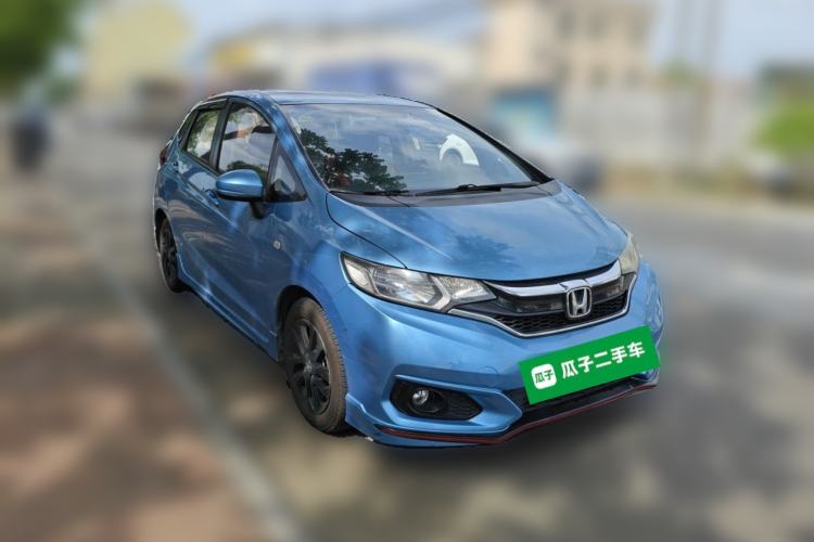 Used Honda Fit 2018 1.5L CVT Trendy Run+ Edition Front Right 45 Deg