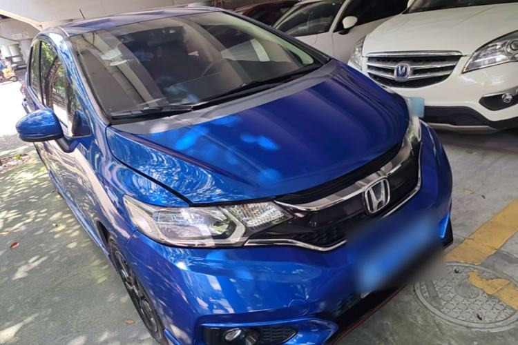 Used Honda Fit 2018 1.5L CVT Trendy Sports Edition Front Right 45 Deg