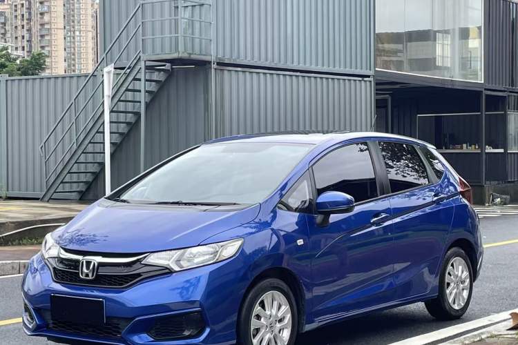 Used Honda Fit 2018 1.5L CVT Comfort Sunroof Version Guazi used car, China used car export, Used car for sale, Used cars, Cheapest cars for sale