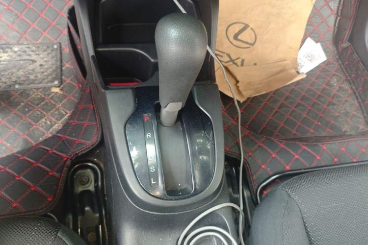 Used Honda Fit 2018 1.5L CVT Comfort Version Gear Lever