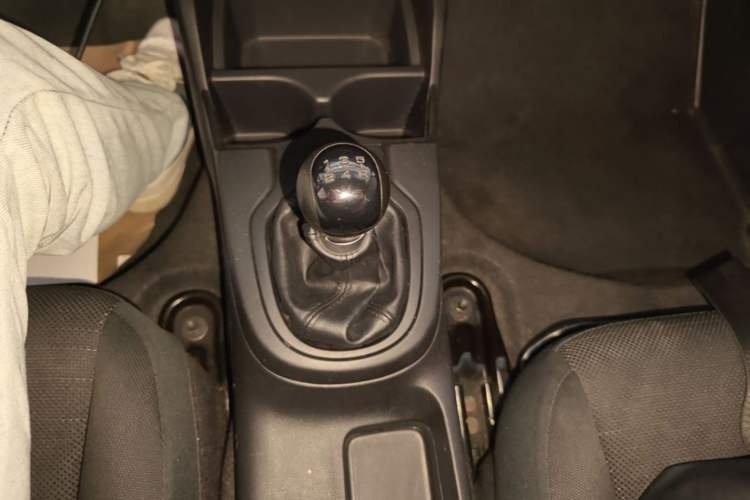 Used Honda Fit 2018 1.5L Manual Comfort Version Gear Lever
