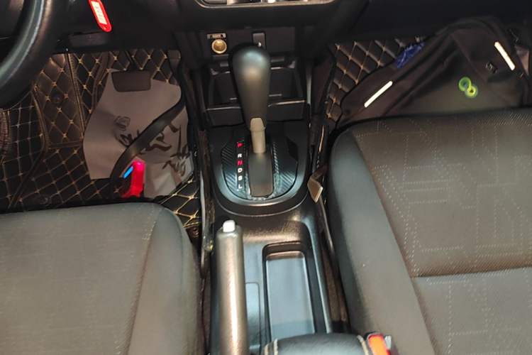 Used Honda Fit 2018 1.5L CVT Comfort Version Gear Lever