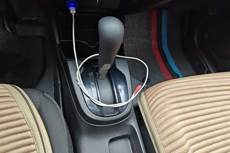 Used Honda Fit 2018 1.5L CVT Comfort Sunroof Version Gear Lever