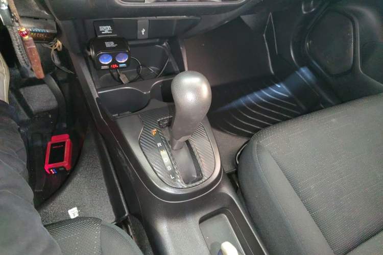 Used Honda Fit 2018 1.5L CVT Comfort Sunroof Version Gear Lever