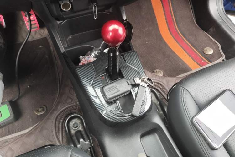 Used Honda Fit 2018 1.5L CVT Comfort Sunroof Version Gear Lever