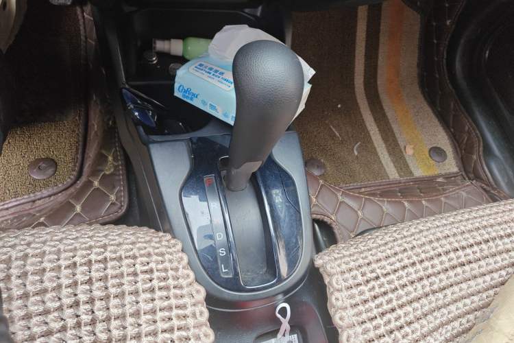 Used Honda Fit 2018 1.5L CVT Comfort Version Gear Lever