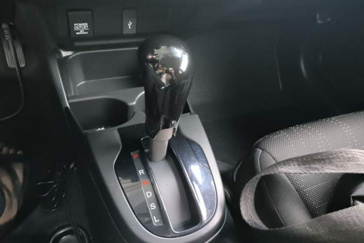 Used Honda Fit 2018 1.5L CVT Comfort Version Gear Lever